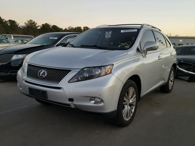 JTJBC1BA7C2047009 - 2012 LEXUS RX 450 SILVER photo 2