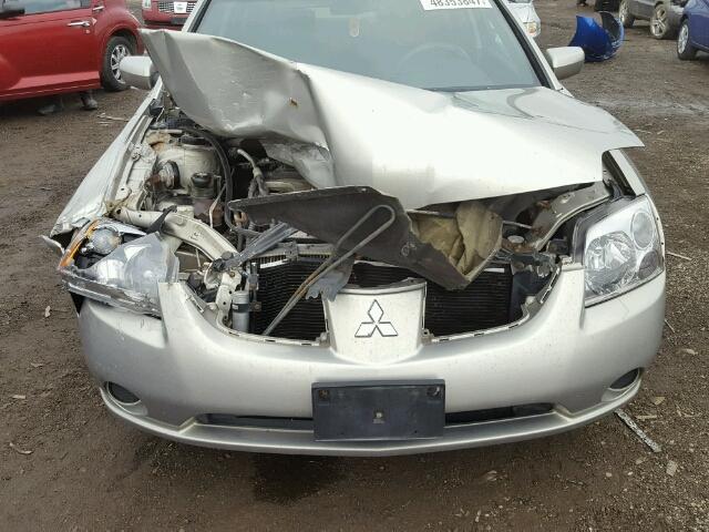 4A3AB36F64E153872 - 2004 MITSUBISHI GALANT ES SILVER photo 9