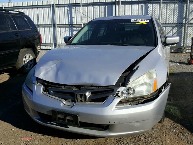 1HGCM66504A012125 - 2004 HONDA ACCORD EX SILVER photo 9