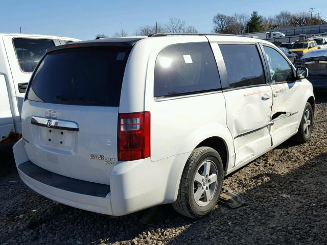 2D4RN5D15AR375580 - 2010 DODGE GRAND CARA WHITE photo 4