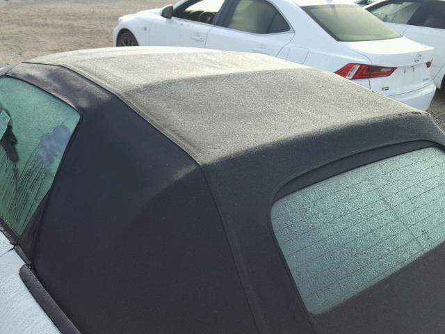 2G1FP32K5V2150996 - 1997 CHEVROLET CAMARO BAS თეთრი ფოტო 9