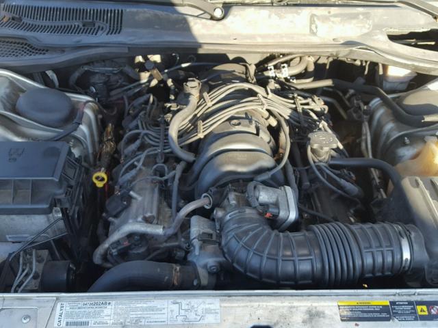 2C3AA63H85H563617 - 2005 CHRYSLER 300C SILVER photo 7