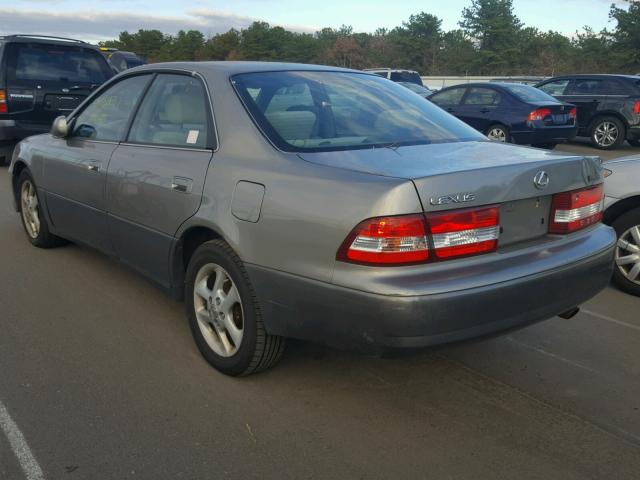 JT8BF28G3Y5084557 - 2000 LEXUS ES 300 GRAY photo 3