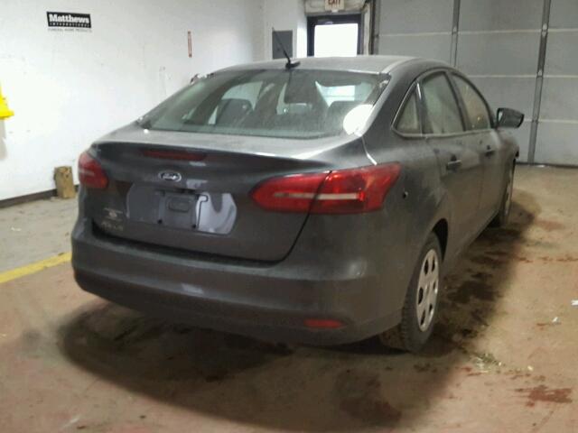 1FADP3E22HL293666 - 2017 FORD FOCUS S GRAY photo 4