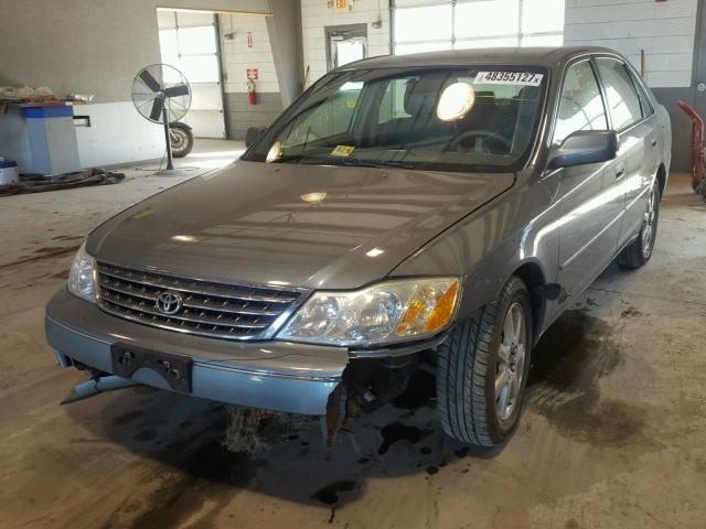 4T1BF28B23U313052 - 2003 TOYOTA AVALON XL GRAY photo 2