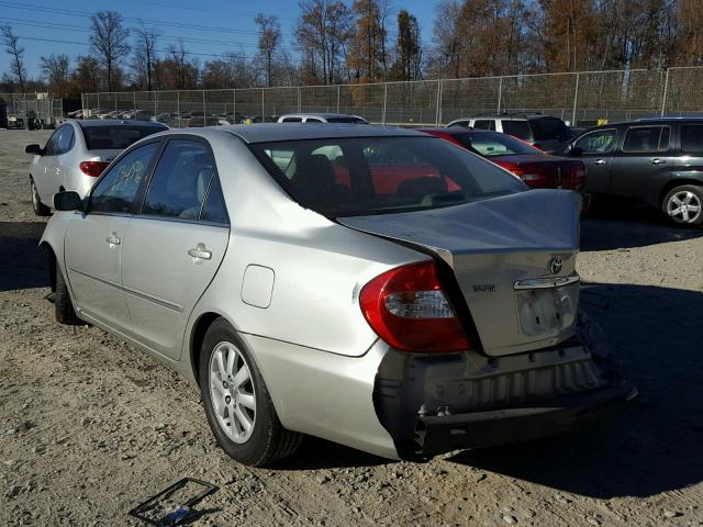 JTDBF30K340152399 - 2004 TOYOTA CAMRY LE SILVER photo 3