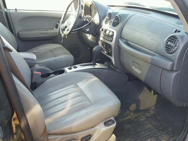 1J8GL58526W187954 - 2006 JEEP LIBERTY LI GREEN photo 5