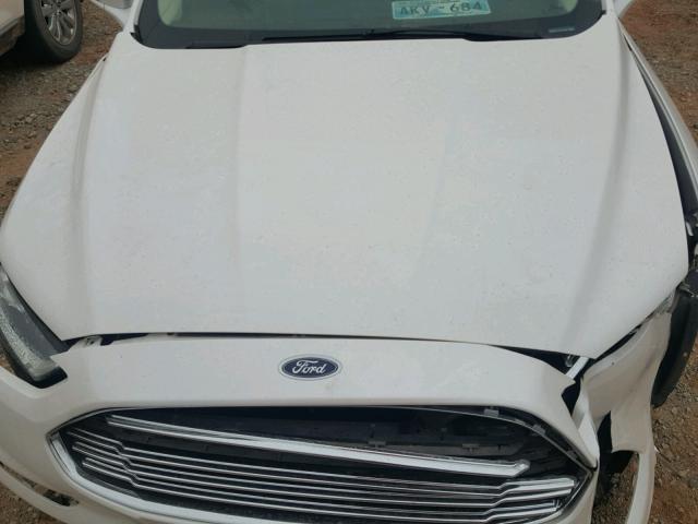 3FA6P0H71DR112924 - 2013 FORD FUSION SE WHITE photo 7