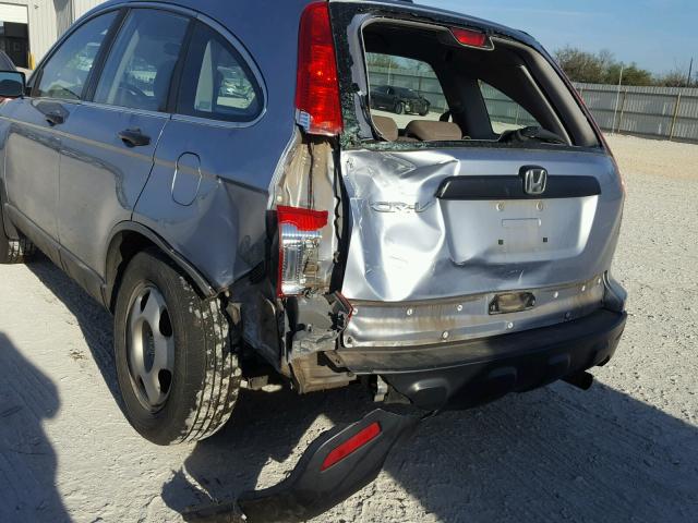 5J6RE38349L002106 - 2009 HONDA CR-V LX SILVER photo 9