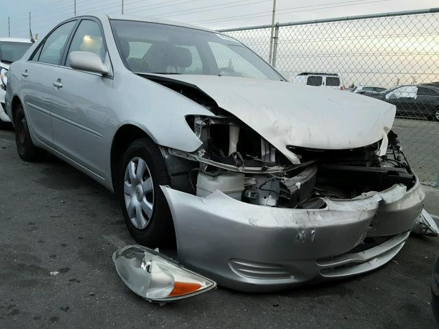 4T1BE32K94U889949 - 2004 TOYOTA CAMRY LE SILVER photo 1