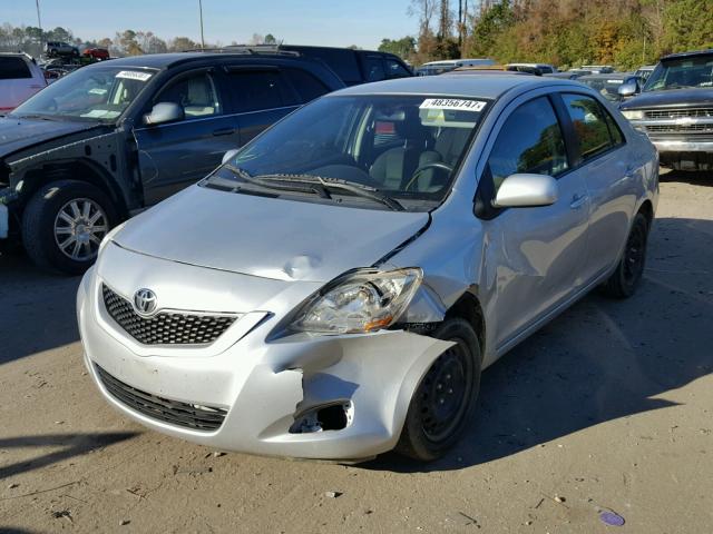 JTDBT4K32C1418508 - 2012 TOYOTA YARIS SILVER photo 2