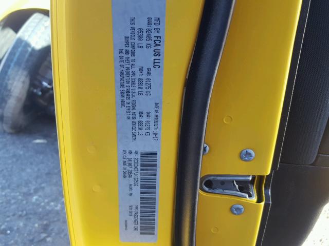 2C3CDXCT7JH162516 - 2018 DODGE CHARGER R/ YELLOW photo 10