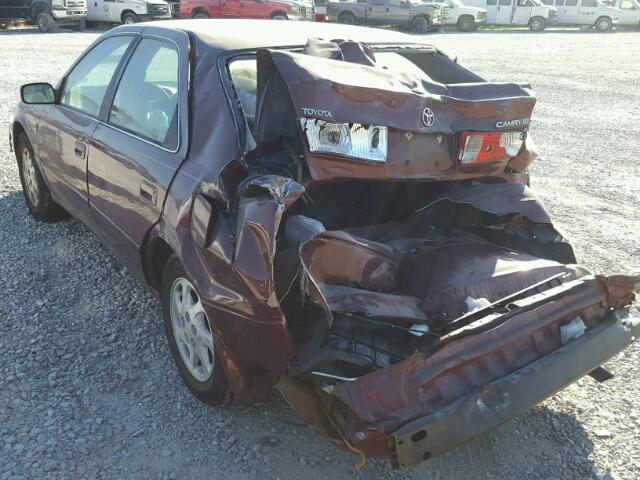 4T1BG22K31U763117 - 2001 TOYOTA CAMRY CE RED photo 3