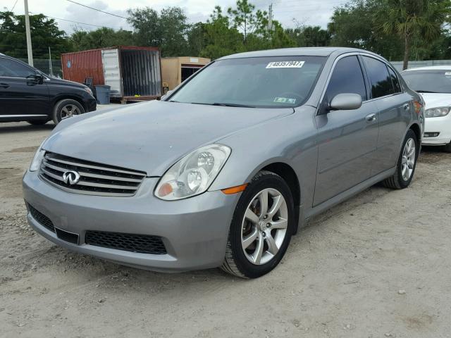 JNKCV51F46M616167 - 2006 INFINITI G35 SILVER photo 2