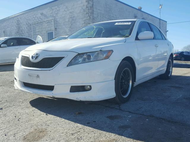 4T1BE46K69U895070 - 2009 TOYOTA CAMRY BASE WHITE photo 2