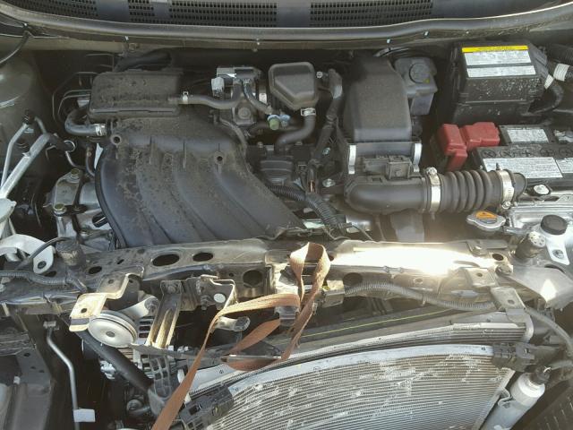 3N1CN7AP9GL870929 - 2016 NISSAN VERSA S GRAY photo 7