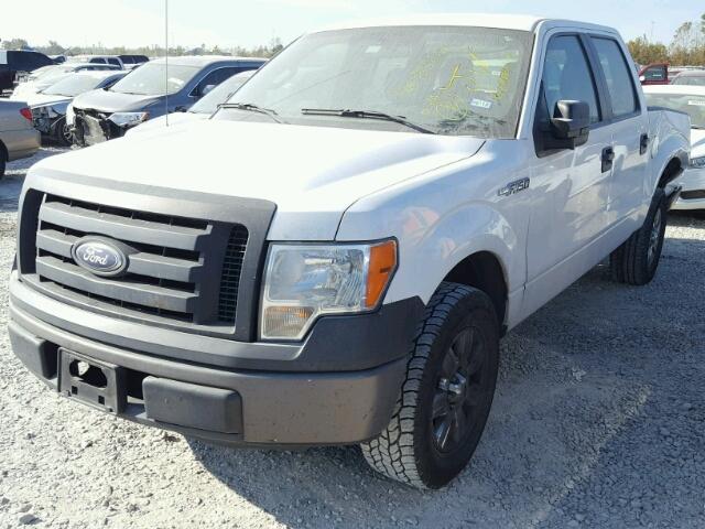 1FTEW1CMXCFB26943 - 2012 FORD F150 SUPER WHITE photo 2