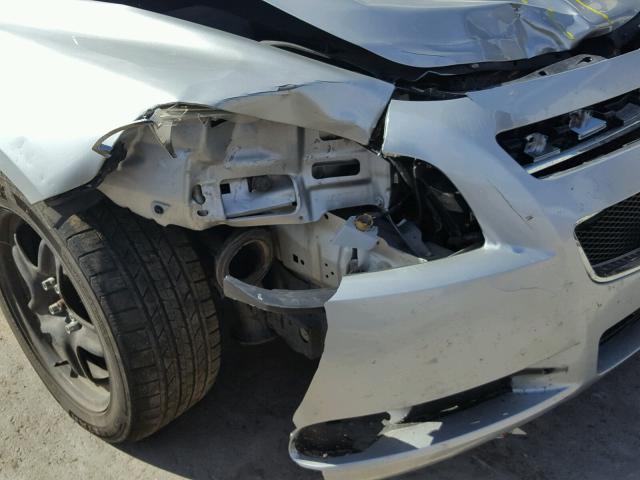 1G1ZB5E04CF149979 - 2012 CHEVROLET MALIBU LS 银色 照片 9