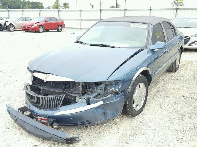 1LNHM97V51Y662801 - 2001 LINCOLN CONTINENTA BLUE photo 2