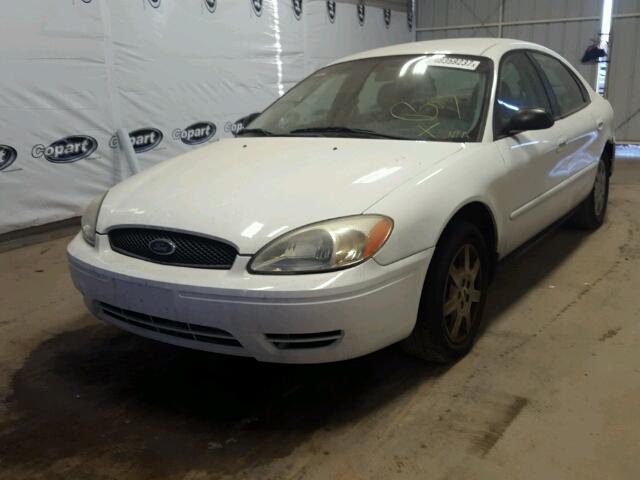 1FAFP53U17A158729 - 2007 FORD TAURUS SE WHITE photo 2