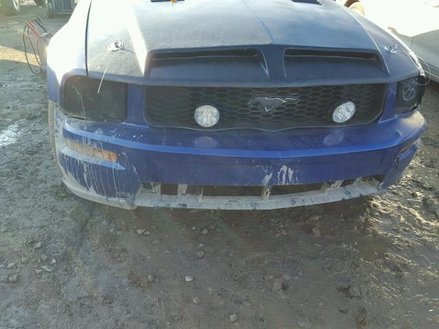 1ZVFT80N565246594 - 2006 FORD MUSTANG BLUE photo 9