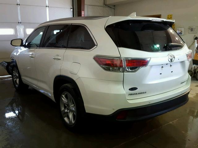 5TDDKRFH2FS076192 - 2015 TOYOTA HIGHLANDER WHITE photo 3