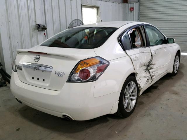 1N4BL2AP2CC173695 - 2012 NISSAN ALTIMA SR WHITE photo 4