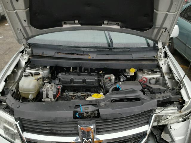 3D4PH5FV2AT282947 - 2010 DODGE JOURNEY SX SILVER photo 7