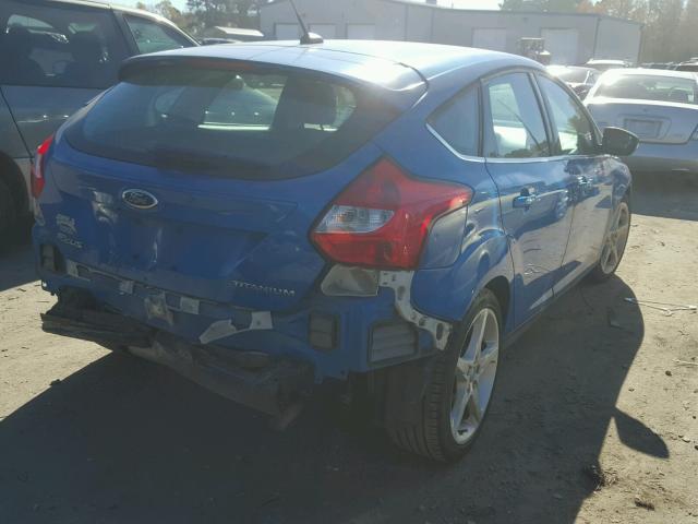 1FAHP3N21CL166675 - 2012 FORD FOCUS TITA BLUE photo 4