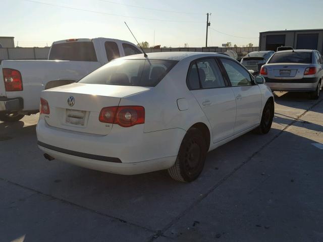 3VWPF71K27M186487 - 2007 VOLKSWAGEN JETTA 2.5 WHITE photo 4