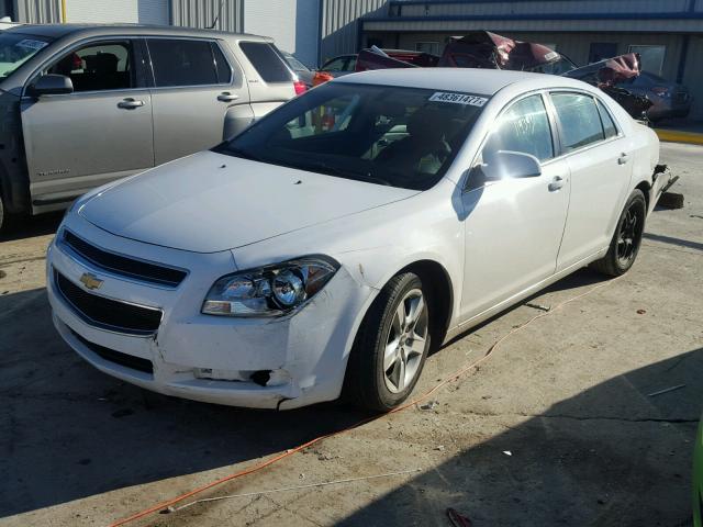 1G1ZC5EB0AF311585 - 2010 CHEVROLET MALIBU 1LT WHITE photo 2