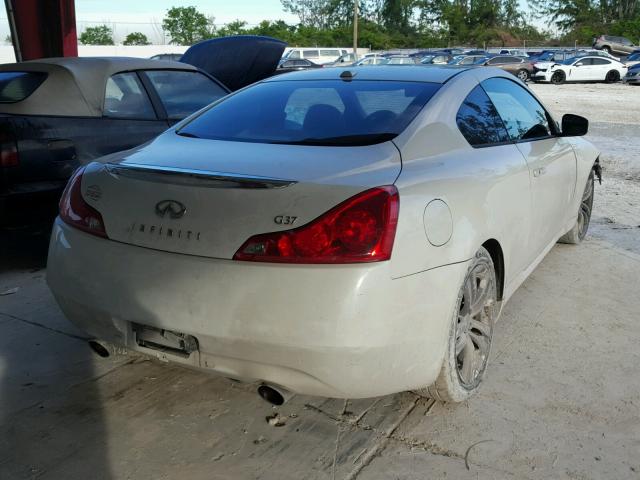 JNKCV64E88M123751 - 2008 INFINITI G37 BASE WHITE photo 4