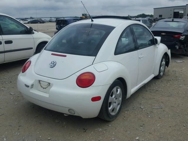 3VWCB21CX2M418381 - 2002 VOLKSWAGEN NEW BEETLE თეთრი ფოტო 4