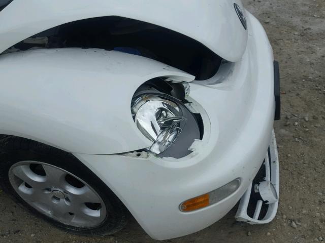 3VWCB21CX2M418381 - 2002 VOLKSWAGEN NEW BEETLE თეთრი ფოტო 9