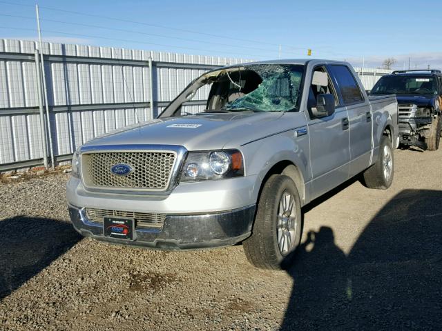 1FTPW12544KA47411 - 2004 FORD F150 SUPER GRAY photo 2