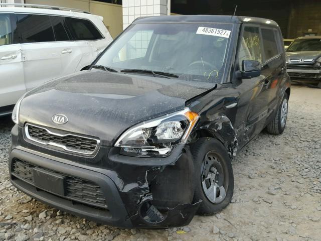 KNDJT2A53C7411163 - 2012 KIA SOUL BLACK photo 2