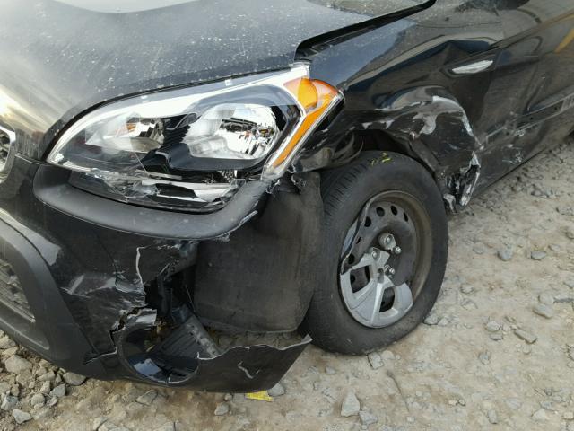 KNDJT2A53C7411163 - 2012 KIA SOUL BLACK photo 9