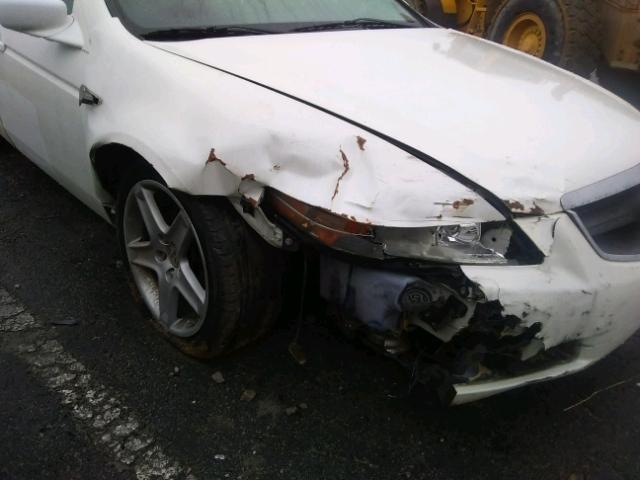 19UUA66276A039893 - 2006 ACURA 3.2TL WHITE photo 9