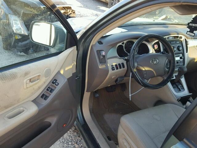 JTEGP21A940013635 - 2004 TOYOTA HIGHLANDER GREEN photo 9