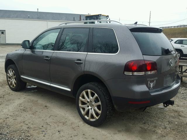 WVGBE77L68D007019 - 2008 VOLKSWAGEN TOUAREG 2 GRAY photo 3