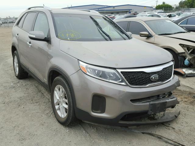 5XYKTDA71FG645794 - 2015 KIA SORENTO LX GRAY photo 1