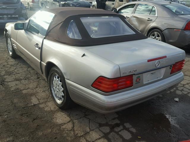 WDBFA63F0TF130807 - 1996 MERCEDES-BENZ SL 320 CREAM photo 3