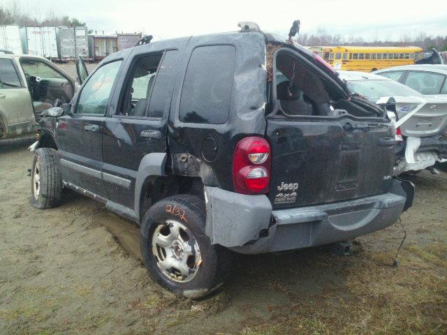 1J4GL48K05W652294 - 2005 JEEP LIBERTY SP BLACK photo 3