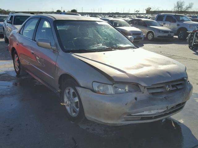 1HGCG56562A061909 - 2002 HONDA ACCORD LX GOLD photo 1