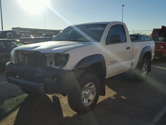 5TEPX42N68Z480700 - 2008 TOYOTA TACOMA WHITE photo 2