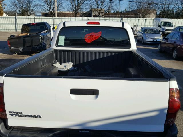 5TEPX42N68Z480700 - 2008 TOYOTA TACOMA WHITE photo 6