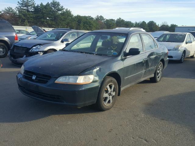 1HGCG6697YA065937 - 2000 HONDA ACCORD SE GREEN photo 2