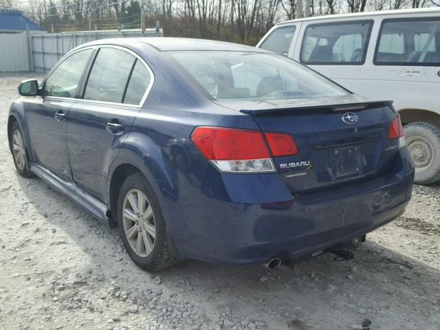 4S3BMCG64B3214998 - 2011 SUBARU LEGACY 2.5 BLUE photo 3