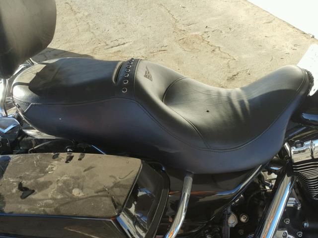 1HD1FB4318Y643746 - 2008 HARLEY-DAVIDSON FLHR BLACK photo 6