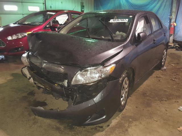 1NXBU4EE2AZ182296 - 2010 TOYOTA COROLLA BA GRAY photo 2